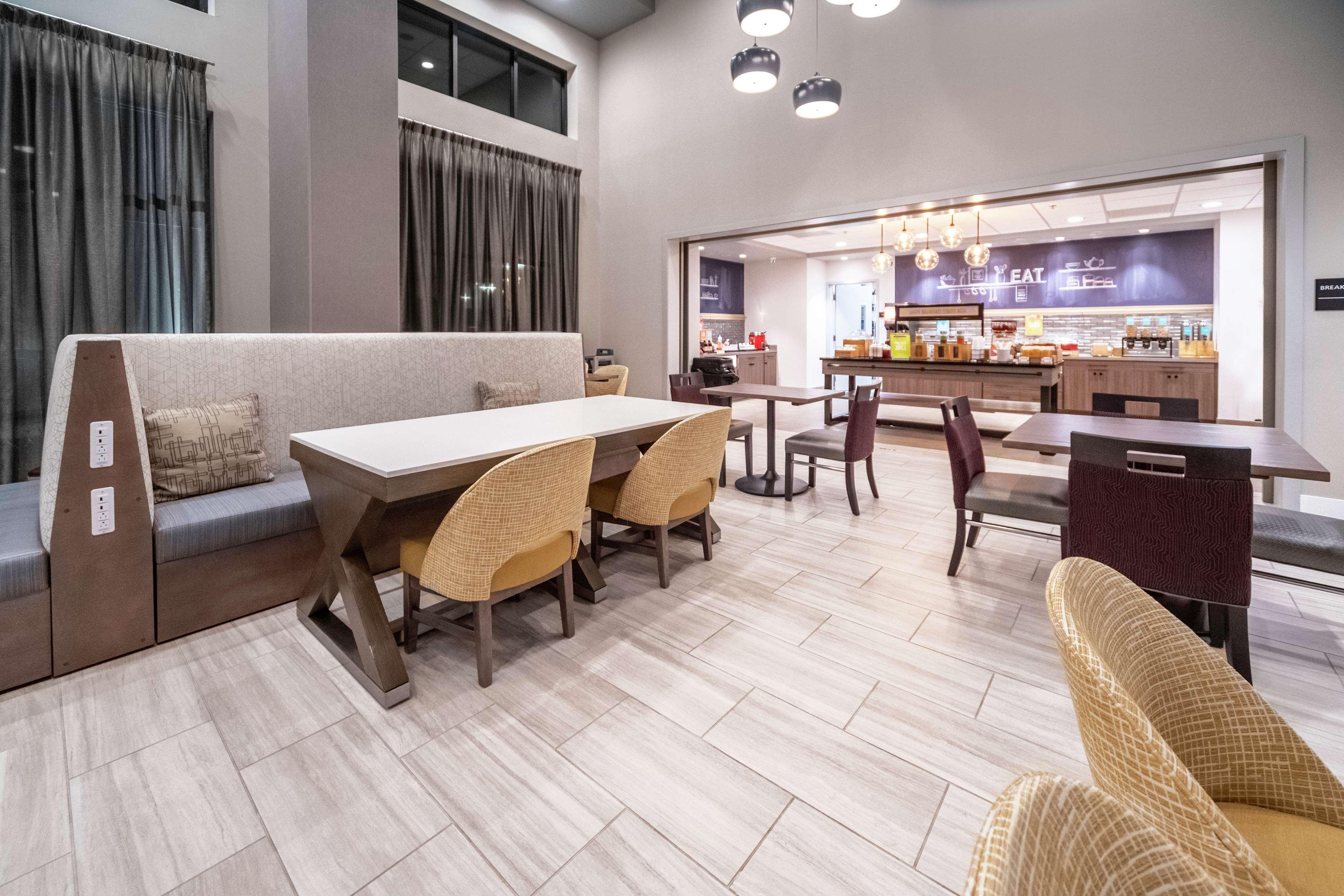 Hampton Inn & Suites Santa Maria Екстер'єр фото