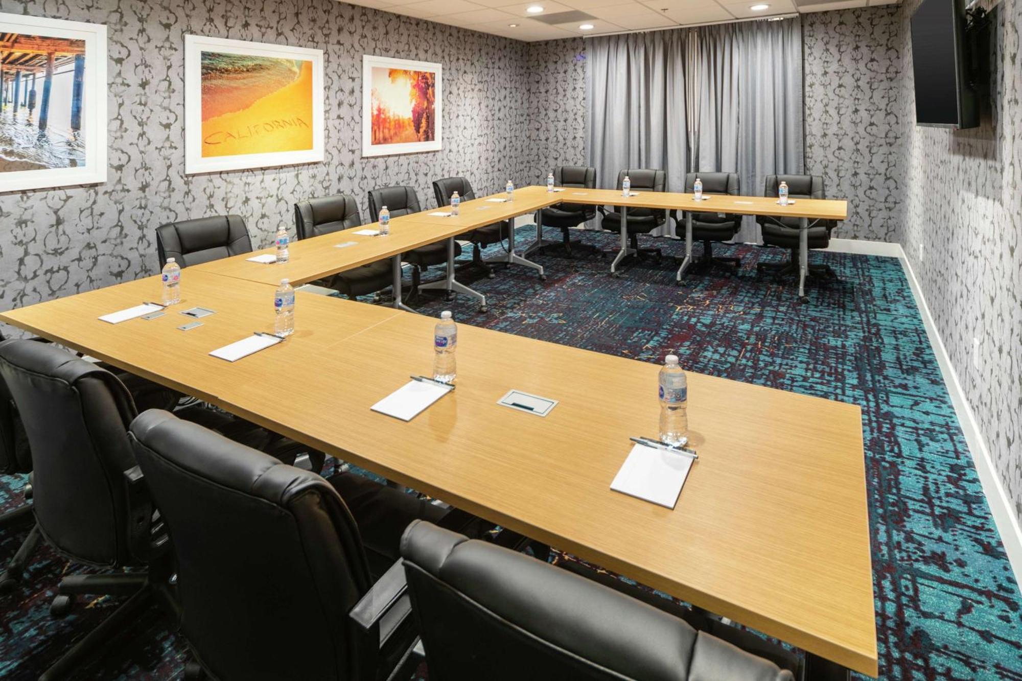 Hampton Inn & Suites Santa Maria Екстер'єр фото