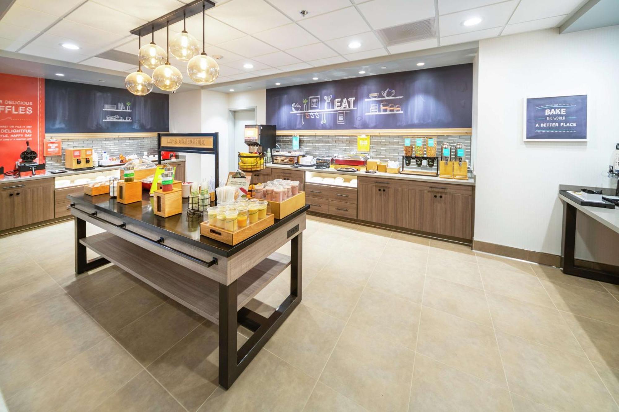 Hampton Inn & Suites Santa Maria Екстер'єр фото